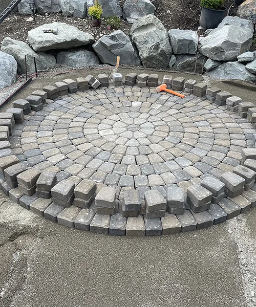Patio Paver & Firepit in Puyallup 